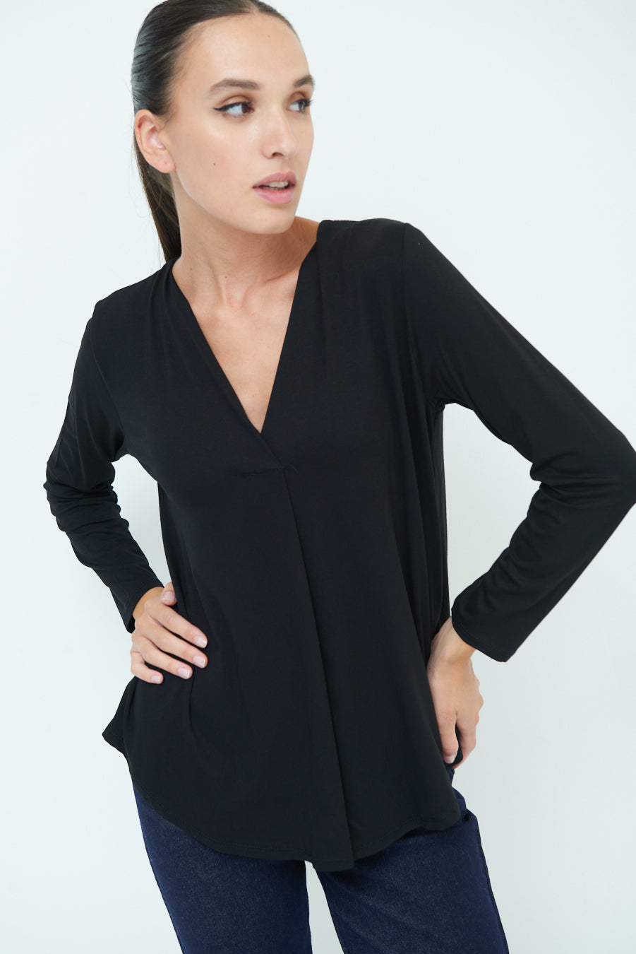 Celine | Classic V-neck Top