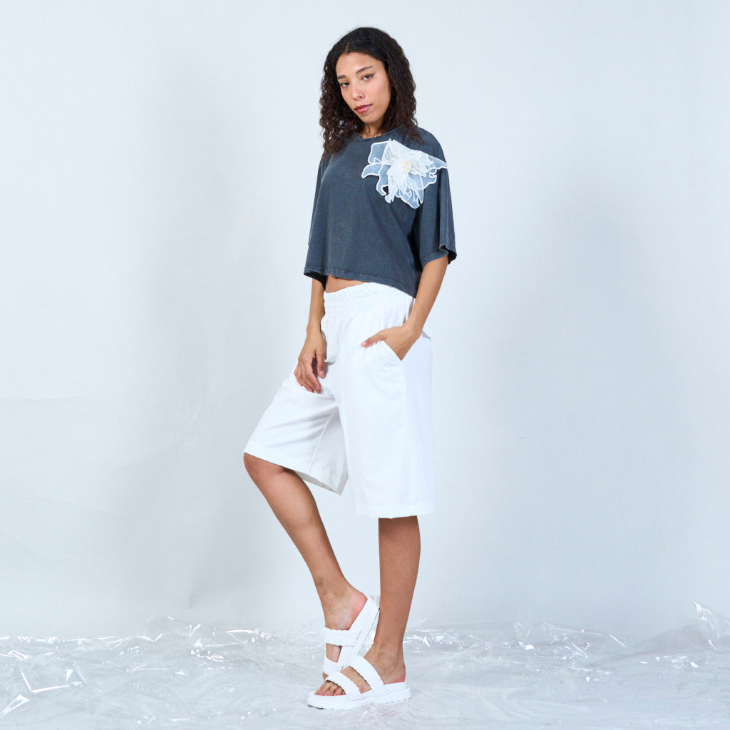 Hanny | Black Wash T-shirt Floral Overlay