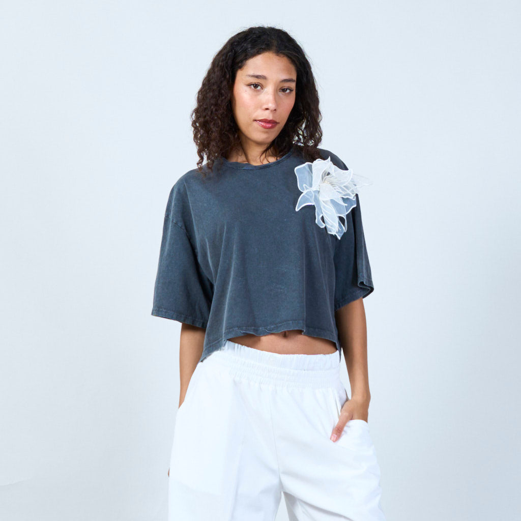 Hanny | Black Wash T-shirt Floral Overlay