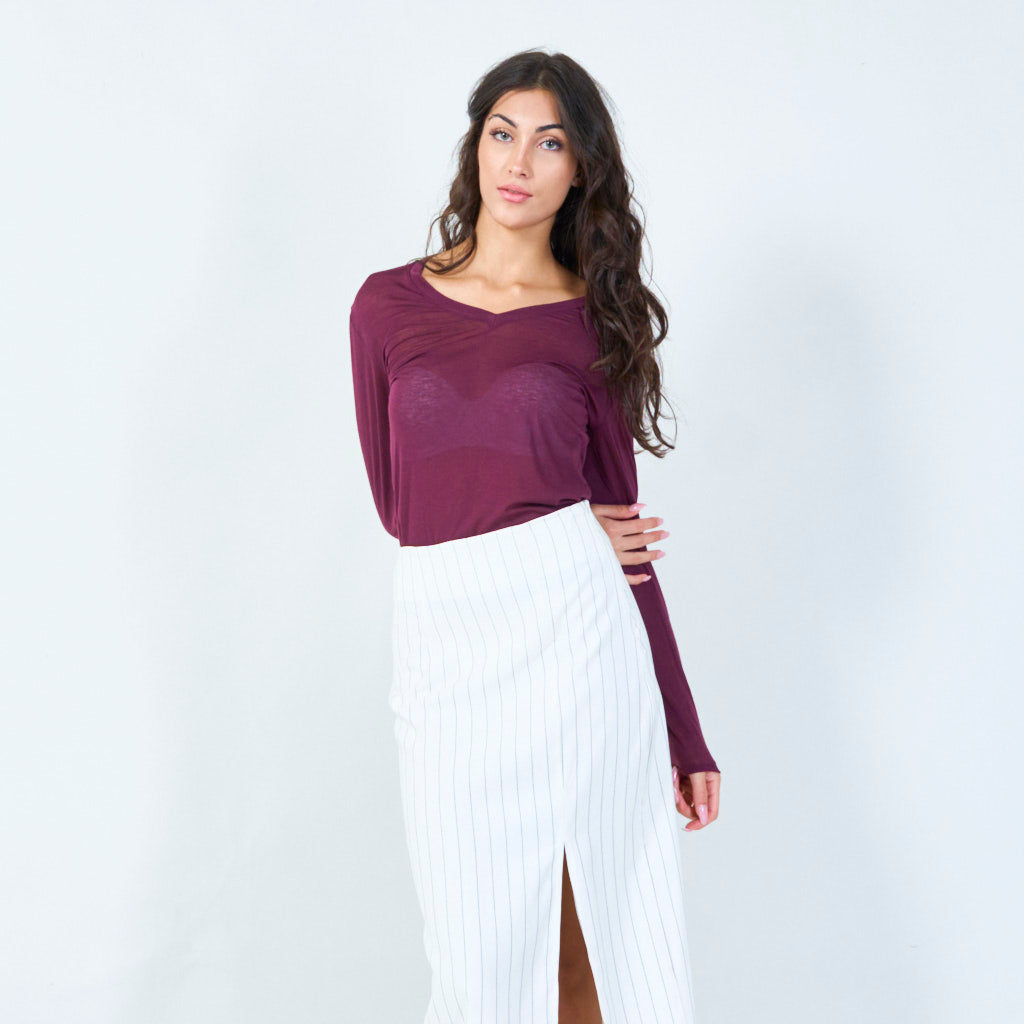 Gia | Basic V-neck Long-sleeve Top