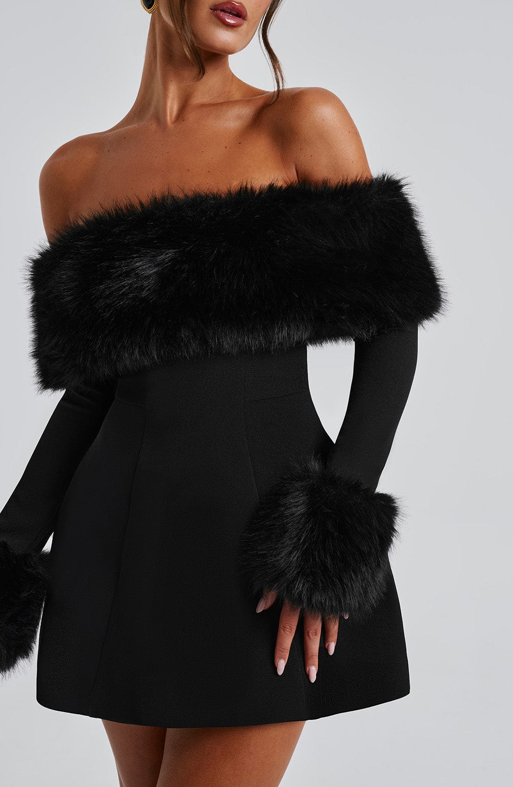 Ami | Mini Dress - Black